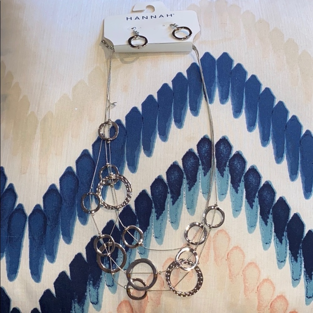 NWT Necklace and earrings set